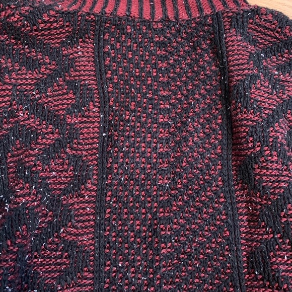Red and black open women’s cardigan sweater! Dina be. Size- medium! Gently worn - Picture 9 of 9